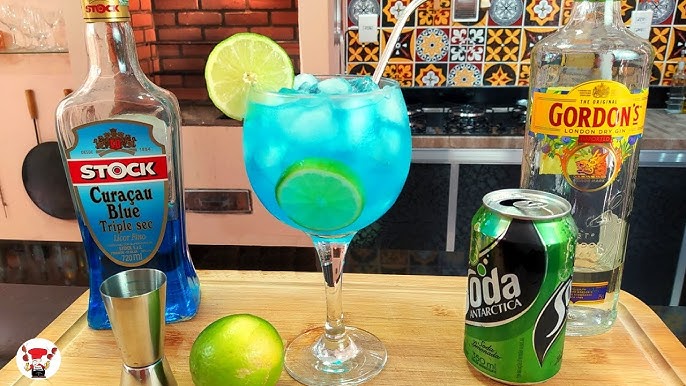 Drink Lagoa Azul para Surpreender Seus Convidados