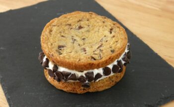 Sanduíches de Cookies: Uma Doce União com o Sorvete