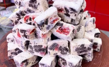 Marshmallow Floresta Negra: Uma Jornada Deliciosa de Chocolate e Cerejas